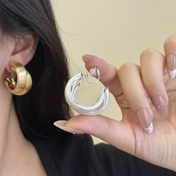 Clip on 1 1/2" comfort fit coil brushed gold wide double crossed hoop - Picture 2 of 4